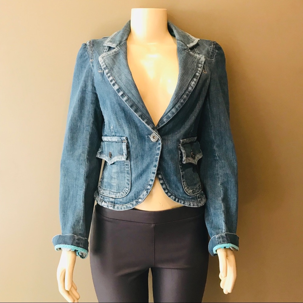 Guess Premium Low Cut Blazer